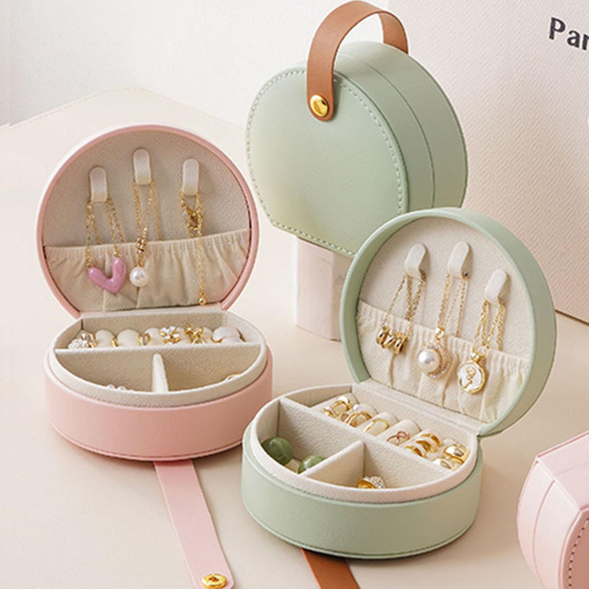 Jewelry storage case